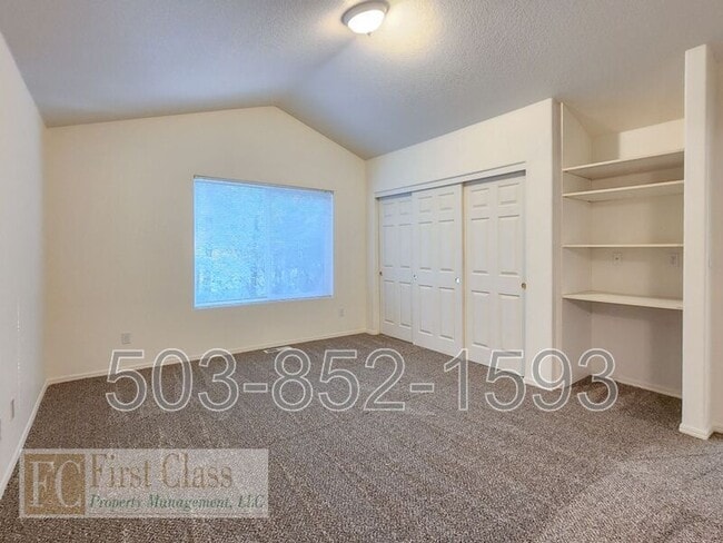 Building Photo - 13156 SW MENLOR Ln