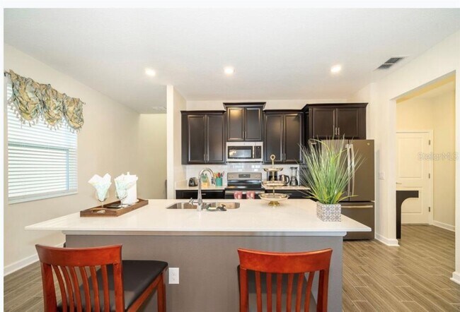 Building Photo - 8817 Beth Page Ln