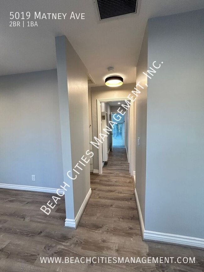 Building Photo - 5019 Matney Ave