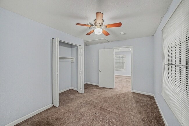 Building Photo - 3107 Altoona St