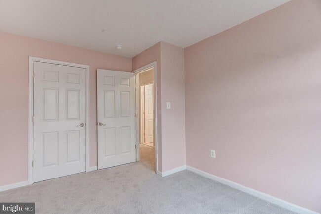 Building Photo - 7700 Duneiden Ln