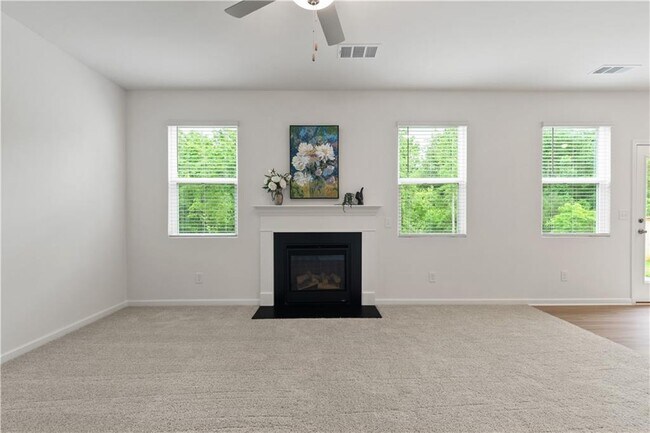 Building Photo - 220 Bloomfield Cir