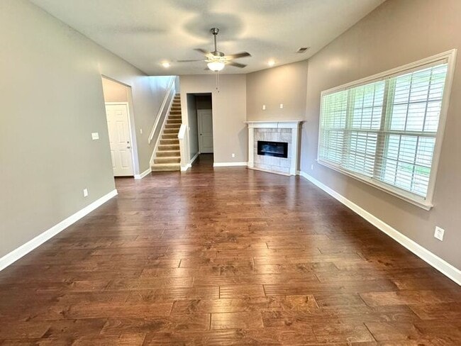 Building Photo - Now Leasing a 5 Bedroom 3 Bath Home In Oli...