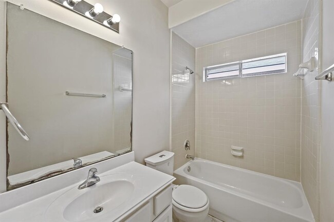 Building Photo - 6918 Poncha Springs Ct