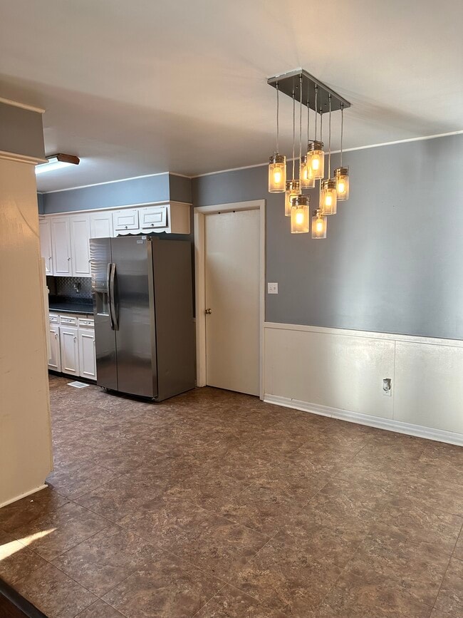 Building Photo - 2002 S 74th East Ave