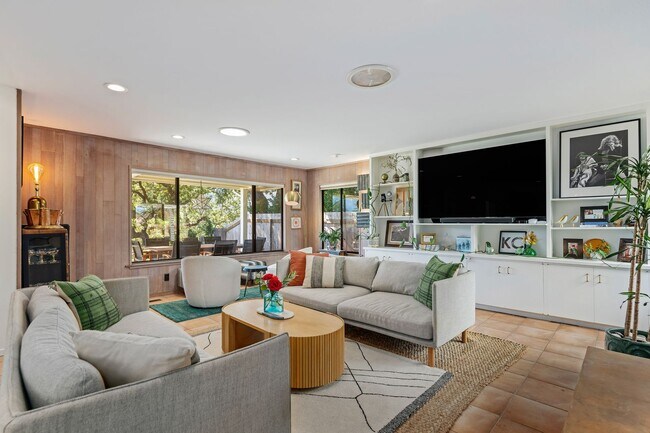 Building Photo - Refined Solvang Home with Stunning Valley Views and Private Outdoor Retreat