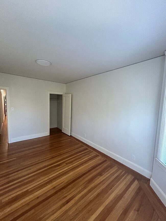 Building Photo - 1862 20th Ave