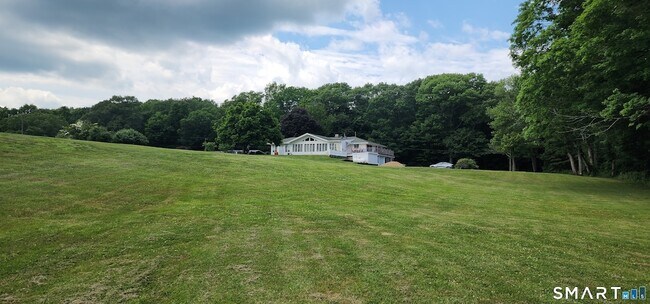 Building Photo - 96 Stanavage Rd