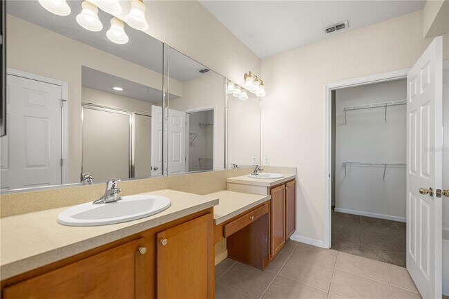Building Photo - 4505 SW 52nd Cir