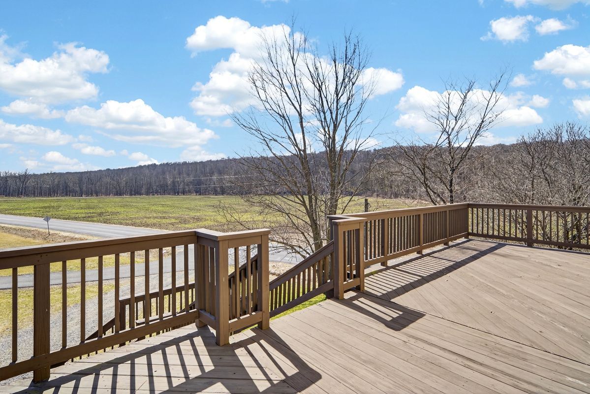 Building Photo - 999 Salmon Creek Rd