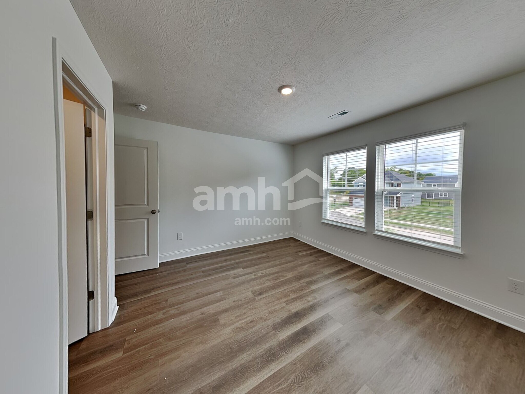 Building Photo - 306 Pne Hl Ct