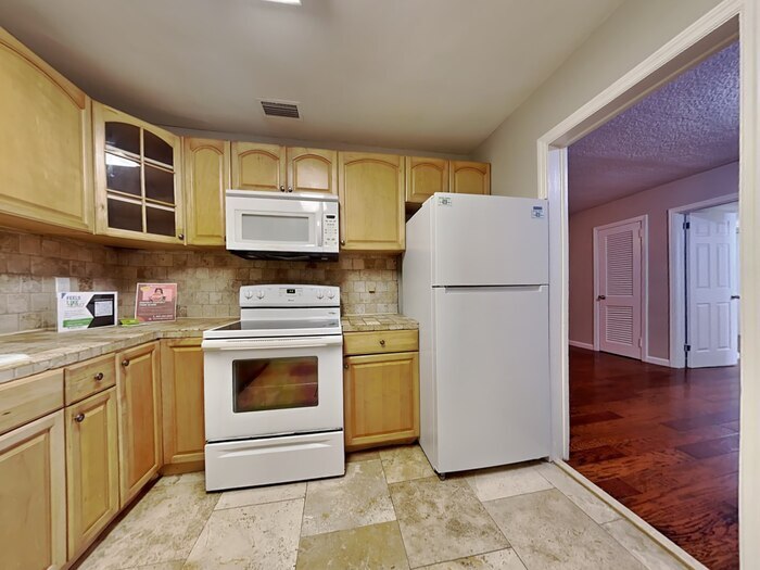 Building Photo - 2896 Capper Rd