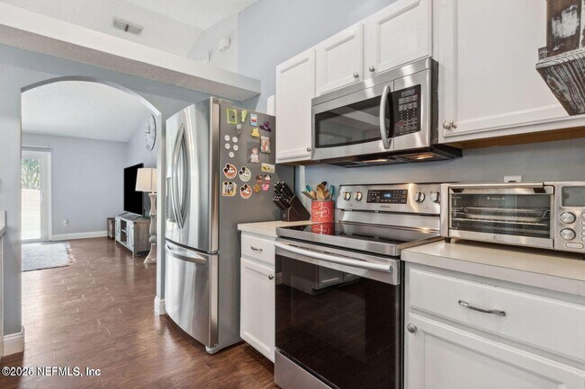 Building Photo - 11546 Twin Oaks Trail