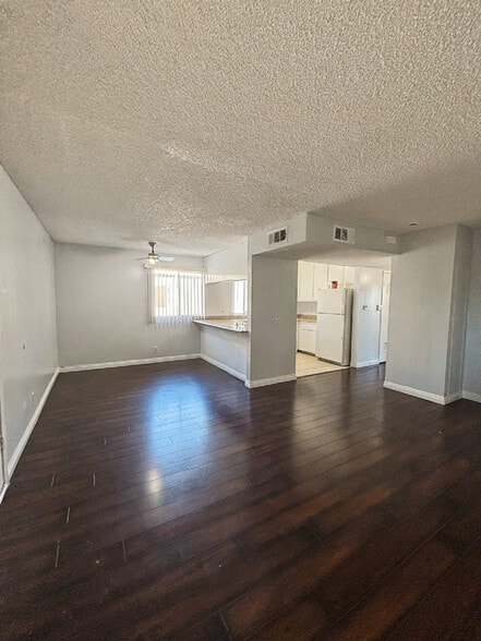 Primary Photo - 9586 W Ball Rd