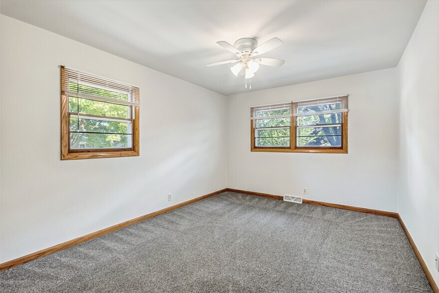 Building Photo - 4805 Camden Rd