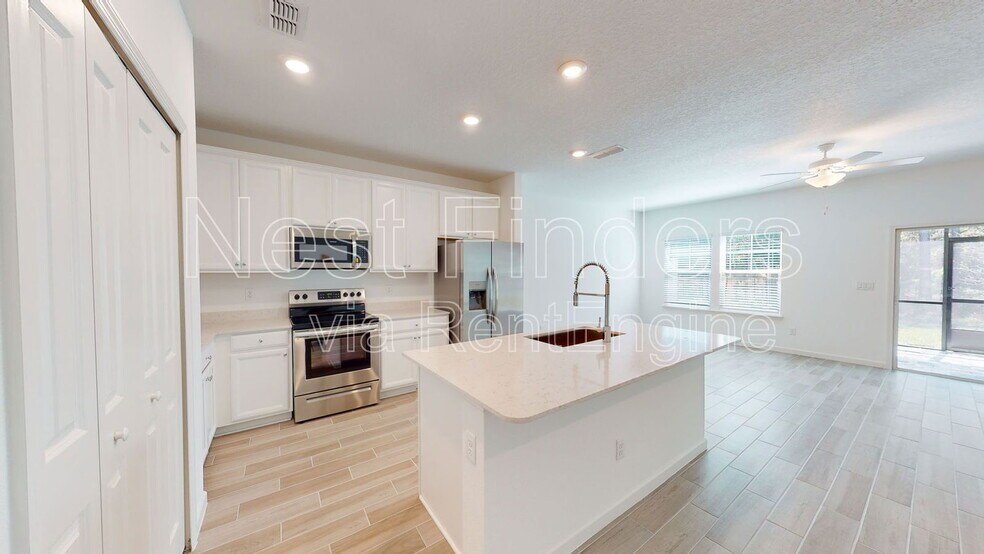 Building Photo - 444 Boracay Cir