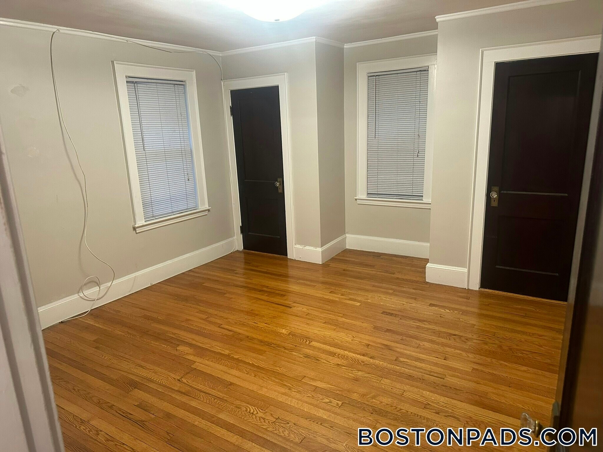 Building Photo - 93 Hillside Rd