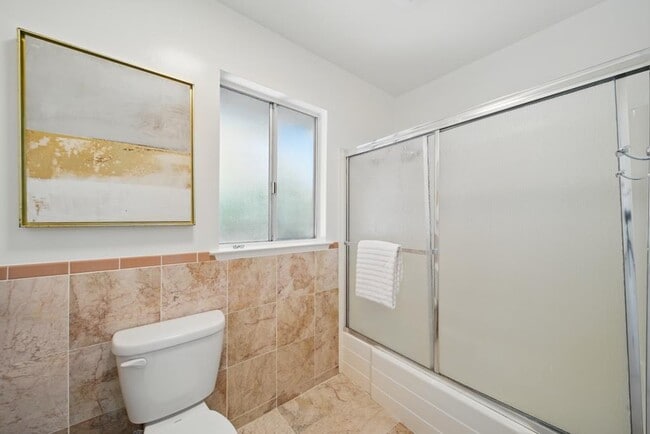 Building Photo - 1406 Cedarwood Dr