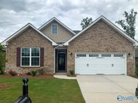 Building Photo - 117 Fernhill Dr NW
