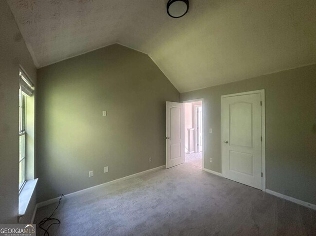 Building Photo - 7467 Petunia Dr