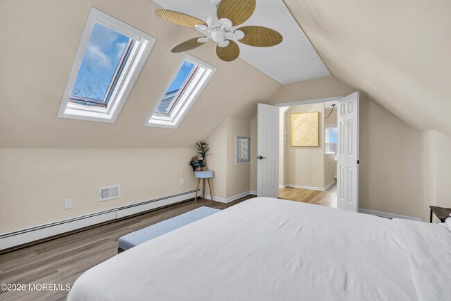 Building Photo - 24 St Nicholas Pl