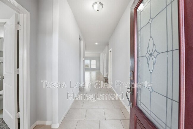 Building Photo - 719 Longstreet Dr