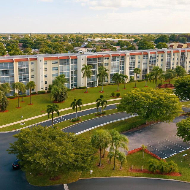 Building Photo - 3590 Via Poinciana