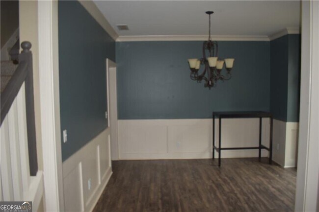 Building Photo - 43 Jessel Ln
