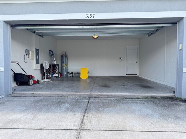 Building Photo - 3197 Royal Tern Dr