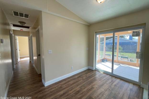 Building Photo - 110 Chapel Ln