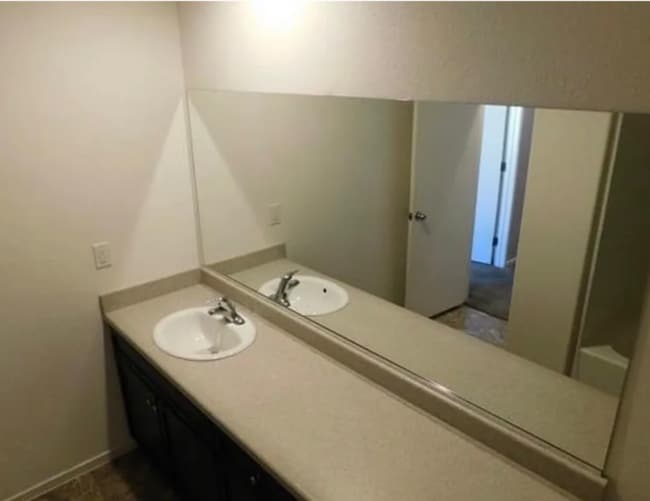 Building Photo - 10087 Emerald Edgewater Ct