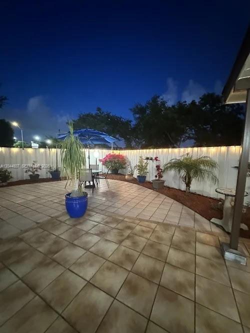 Building Photo - Southwest 70th Lane, Miami, FL 33183 - 3 BR 2.5 BA townhouse