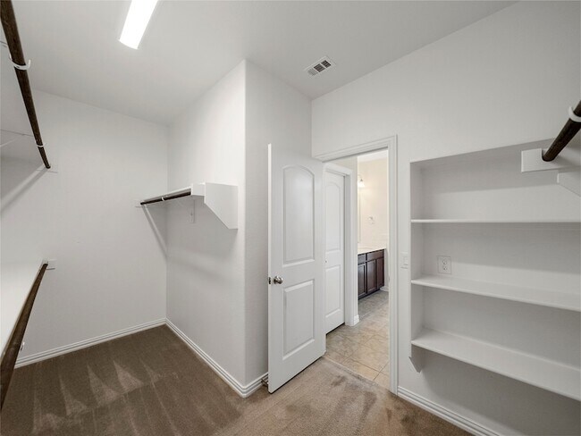 Building Photo - 1260 Sharp St