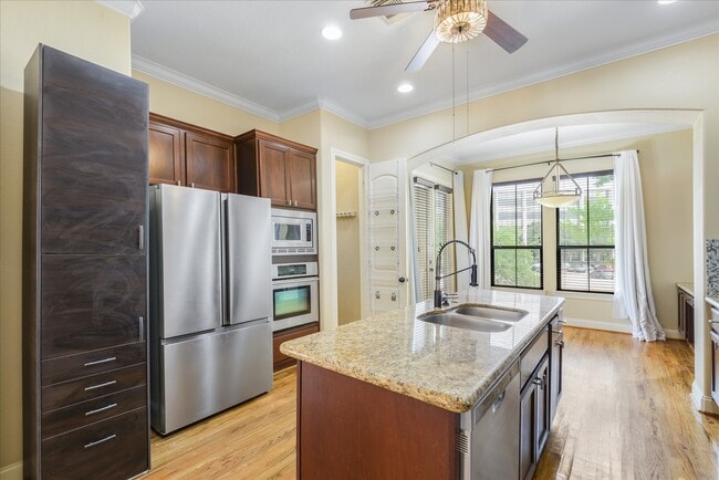 Building Photo - 3034 Orchard Ct