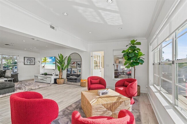 Building Photo - 2207 NE 16th Ave