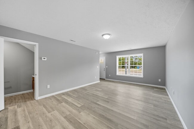 Building Photo - 2160 Sharkey Rd
