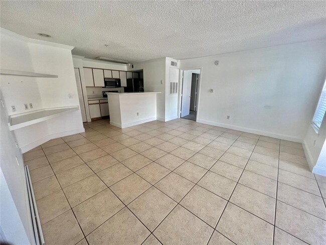 Building Photo - 2200 Key W Ct