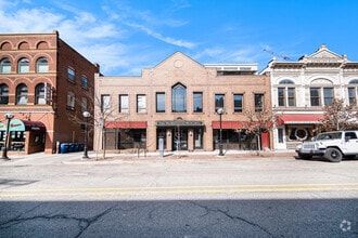Building Photo - 217 E Washington St