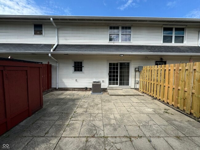 Building Photo - 4847 Mt Vernon Dr