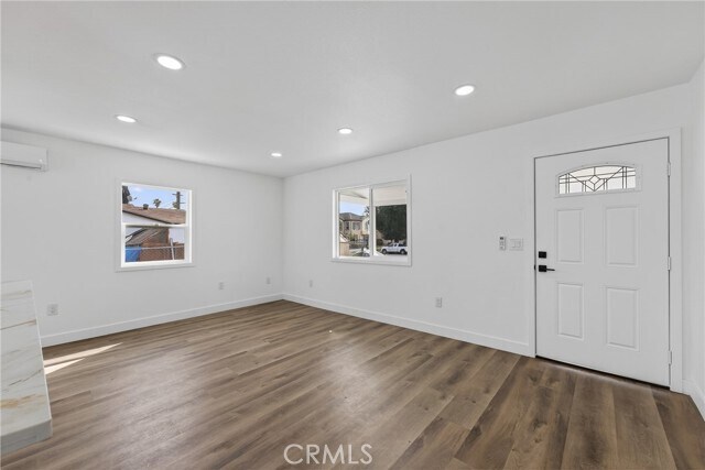 Building Photo - 1095 E Phillips Blvd