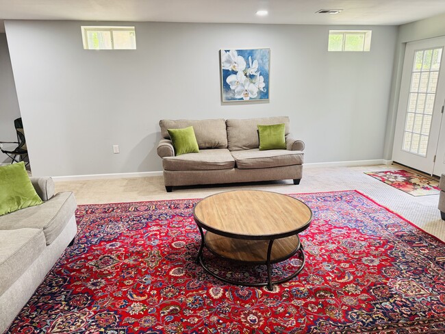 Building Photo - 13104 Bay Hill Dr