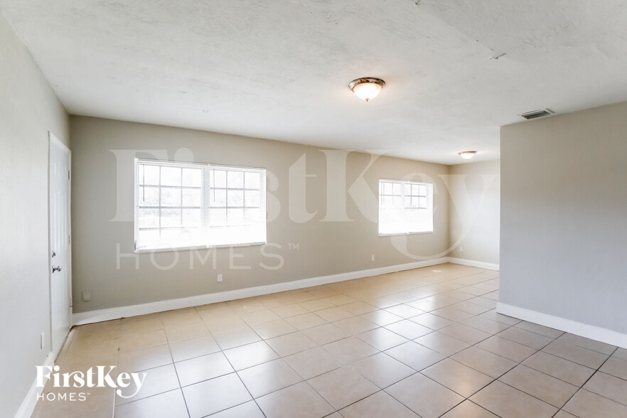 Building Photo - 20111 NW 12th Ave