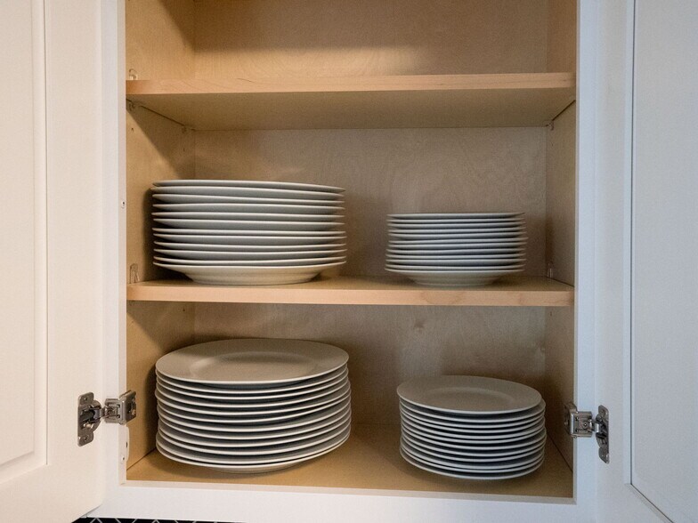 Building Photo - 1212 Broadway