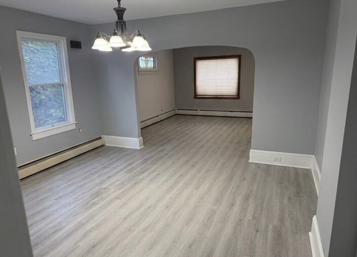 Building Photo - 311 E Grove St