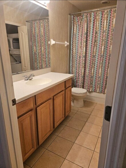 Building Photo - 13050 Tigers Eye Dr