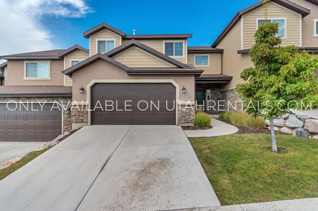 Building Photo - 1638 E Aspen Loop