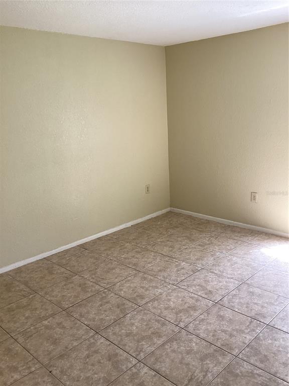 Building Photo - 14321 Hanging Moss Cir