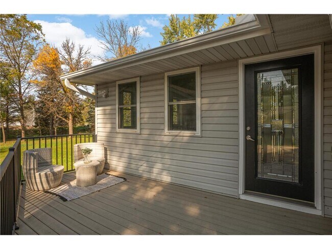 Building Photo - 15240 Kangaroo St NW