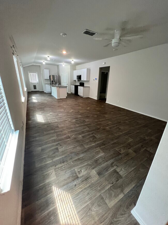 Building Photo - 4051 Fort Palmer Blvd