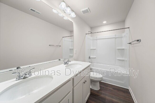 Building Photo - 3200 Polk and White Rd